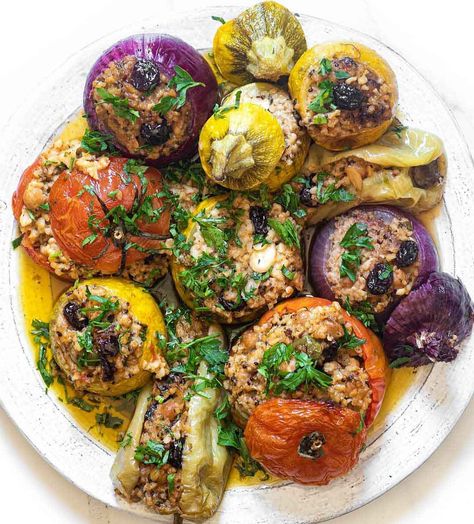 Gemista Recipe, Stuffed Veggies, Stuffed Vegetables, Vegan Greek, Summer Veggies, Vegan Cooking, Mediterranean Style, Vegan Dishes, Greek Recipes