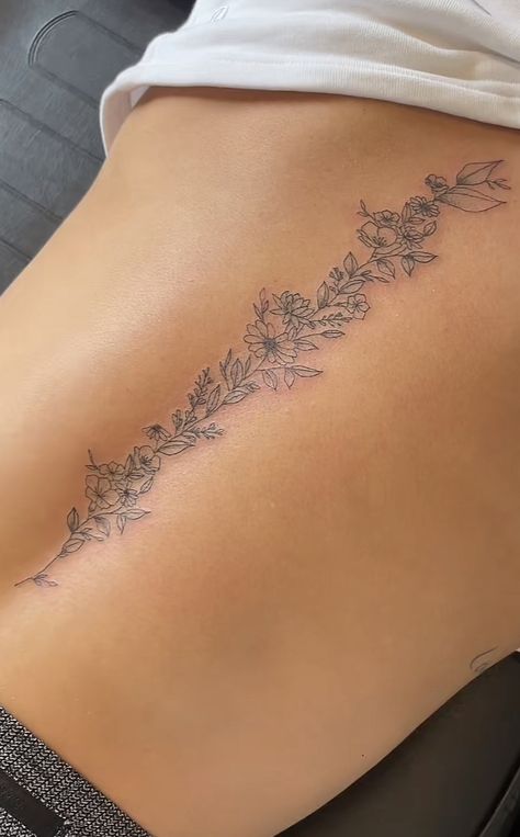 Tattoos With Birth Flowers, First Time Tattoo Ideas Woman, Cute Spine Tattoos, Dr Tattoo, Tattoo Appointment, Basic Tattoos, Vision 2024, Hip Tattoos, Tattoos For Women Flowers