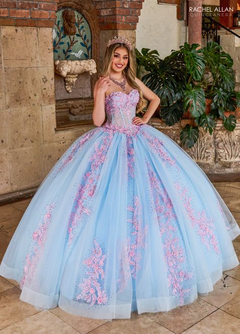 Color Celeste Pastel, Dama Dresses Quinceanera, 1500 Dresses, Quinceanera Tiaras, Mexican Quinceanera Dresses, Dama Dresses, Full Tulle Skirt, Military Ball Dresses, Color Celeste