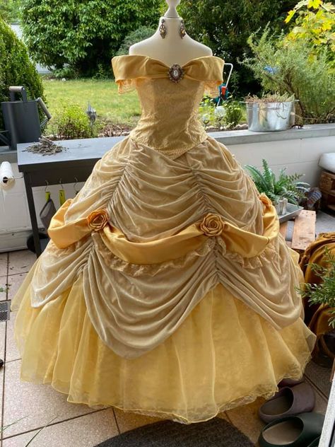 Belle Dress For Women, Disney Bell Dress, Gaun Princess Disney, Belle Dress Beauty And The Beast, Bell Dress Disney, Beauty And The Beast Dresses, Belle Ballgown, Belle Inspired Outfits, Belle Ball Gown