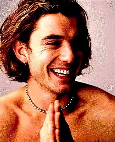 Gavin Rossdale Gavin Rossdale 90s, Bush Band, Gavin Rossdale, 90s Fashion Grunge, Hey Good Lookin, Ballroom Dance, Man Crush, Punk Fashion, Ballroom