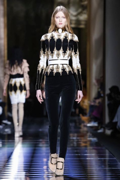 Balmain Fashion Show, Balmain Fashion, Runway Outfits, Balmain Paris, Fall Winter 2016, 여자 패션, Fashion Mode, Outfits Casuales, Couture Fashion