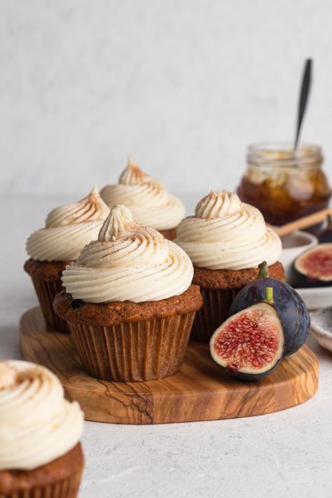 Pumpkins and apples may dominate the autumn season, but don't forget about figs! These fig cupcakes - made with fresh figs, fig jam, olive oil, and brown sugar, all topped off with a swirl of honey cream cheese frosting - are a unique and delicious fall dessert! Fig Jam Cake Recipes, Fig Baking Recipes, Fig Danish, Dessert Recipes Unique, Fig Desert, Fig Dessert Recipes, Fig Cupcakes, Olive Oil Cupcakes, Fig Newton Recipe