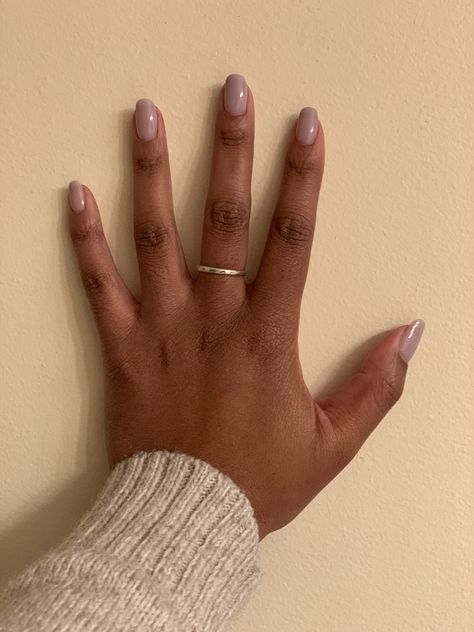 Nail Extensions On Dark Hands, Pretty Nails For Dark Skin, Nail Polish For Morena Skin, Short Acrylic Nails For Black Skin, Engagement Nails Dark Skin, Cute Nails On Dark Skin, Short Nail Designs For Black Skin, Dark Hand Nails, Bridal Nails Brown Skin