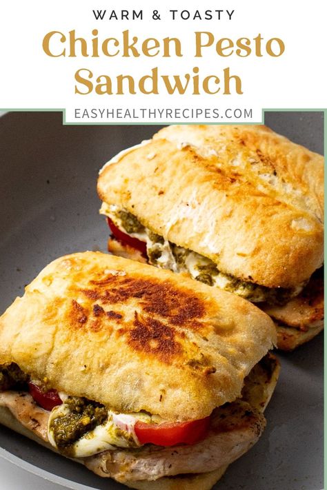 Chicken Pesto Sandwich, Basil Pesto Chicken, Pesto Sandwich, Caprese Sandwich, Dessert Oreo, Chicken Pesto, Chicken Sandwich Recipes, Dinner Recipes Easy Quick, Dinner Recipes For Family