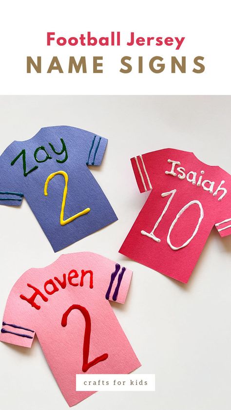 football jersey name sign craft for kids Summer Sports Crafts, Super Bowl Crafts, School Spirit Crafts, Team Spirit Crafts, Sport Themed Crafts, Kids Sports Crafts, Olympic Crafts, Sports Activities For Kids, Put God First