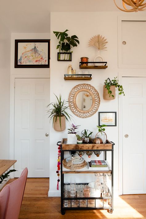 Organize Your Small Space Like a Pro — Maggie Antalek Small Apartment Entryway, Home Nails, Small Living Room Layout, Apartment Entryway, Nails Home, Bright Apartment, Estantes Flotantes, Home Decor Living Room, Apartment Decor Inspiration