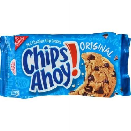 Original Chocolate Chip Cookies are the CHIPS AHOY! cookies you know and love, baked to have the perfect amount of crunch. These crispy chocolate chip cookies are loaded with lots of real chocolate chips. Enjoy the comforting taste of these classic cookies that are sure to become a household favorite. Make lunches at school or work more exciting by including CHIPS AHOY! chocolate chip cookies, or grab a pack to prep for a party or gathering. Regardless of the occasion these cookies make a simple Junk Food List, Nabisco Cookies, Chips Ahoy Cookies, Crispy Chocolate Chip Cookies, American Snacks, Chips Ahoy, Choc Chip Cookies, Junk Food Snacks, Crunchy Cookies