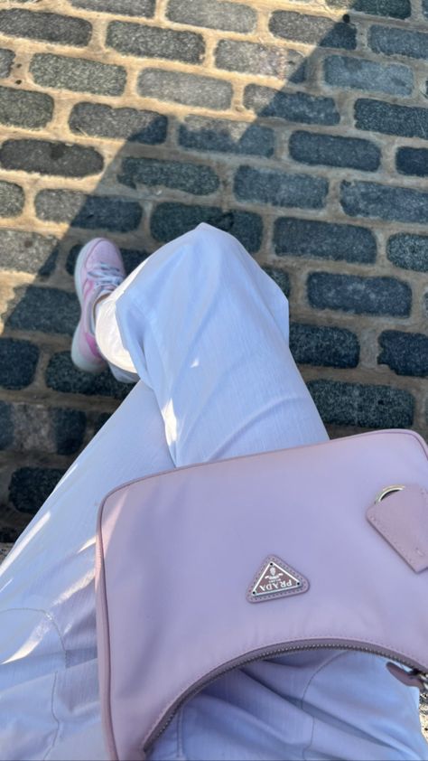 Pink Prada Purse, Prada Nylon Bag Outfit, Prada Bag Aesthetic, Pink Prada Bag, Pink Girl Aesthetic, Prada Re Edition 2000, Aesthetic Pilates, Prada Aesthetic, Prada Nylon Bag