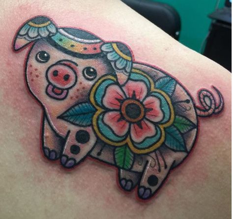 Pig tattoo More David Cross, Pig Tattoo, Feminine Tattoo Sleeves, Dibujos Tattoo, Cross Tattoos, Traditional Tattoo Sleeve, Tattoo Designs For Girls, Grey Tattoo, American Traditional Tattoo