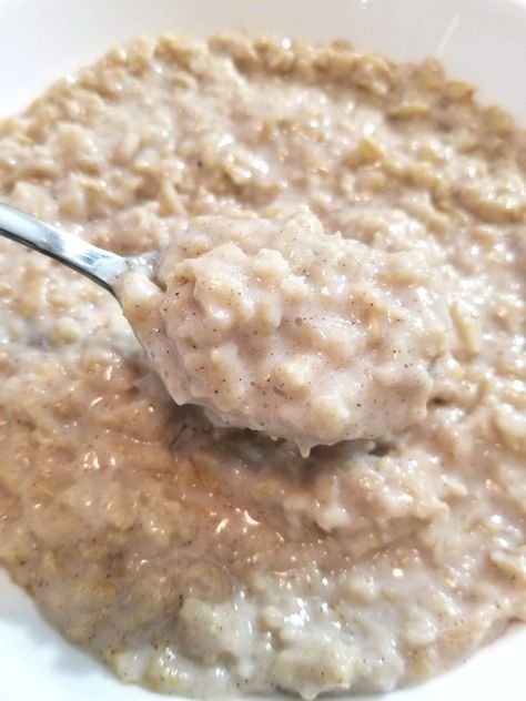 Oats Porridge Recipe - Best & Perfect Oatmeal Porridge On Stove Top Easy Porridge Recipes, Quick Oat Recipes, Best Oatmeal Recipe, Perfect Oatmeal, How To Make Porridge, Oats Porridge, Oats Recipes Breakfast, Oatmeal Porridge, Cooking Oatmeal