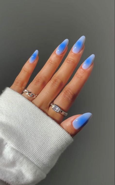 @ glossytipped on ig Blueberry Milk Aura Nails, Spray Nails Design, Summer 2025 Nails, Summer Nails Spain, Spain Nails Ideas, California Nails Ideas, Holiday Nail Designs Summer, Nails For Spain, Genre Nails