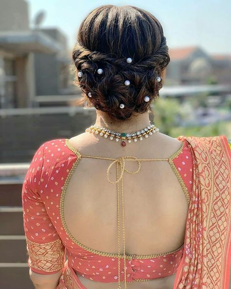 Hairstyle For Bride Mother Indian, Indian Wedding Hairstyles Buns, Traditional Bun Hairstyles For Saree, Marriage Hairstyle, Bridal Bun Hairstyles, Hair Bun Design, Indian Bun Hairstyles, Bun Hairdo, Juda Hairstyle