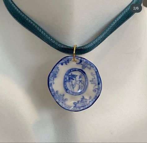 Camp America, Ceramic Bead Jewelry, Ceramic Pendant Necklace, Clay Clay, Pottery Crafts, January 22, Ceramics Pottery Art, Sculpting Clay, Ceramics Ideas Pottery