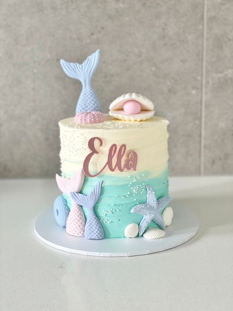 One Tier Mermaid Cake, Mermaid Theme Cake Design, Mermaid Party At Home, Birthday Cakes Without Fondant, Popular Cakes Designs, Chocolate Mermaid Cake, Mermaid Cake Ideas Birthdays, Pastel Mermaid Cake, Mermaid Cake Birthday