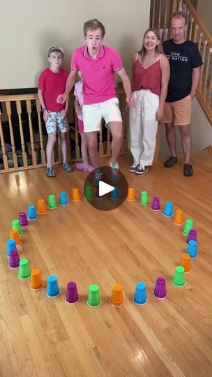 Action Games For Kids, Kids Events Ideas, Diy Family Games, Funny Games For Kids, Fun Games For Adults, Funny Christmas Games, Summer Party Games, Funny Party Games, Inside Games