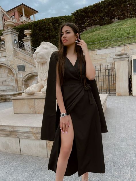 Black Dress With Cape, Dress With Cape Sleeves, Dress With Cape, Sewing Equipment, Cape Sleeves, Gorgeous Clothes, Cape Dress, Real Women, Midi Dresses