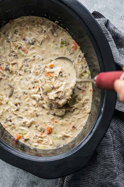 Wild Rice Soup Slow Cooker, Wild Rice Soup Crockpot, Easy Chicken Soup, Wild Rice Soup Recipes, Chicken Wild Rice, Slow Cooker Creamy Chicken, Chicken Wild Rice Soup, Creamy Chicken And Rice, Rice Soup Recipes