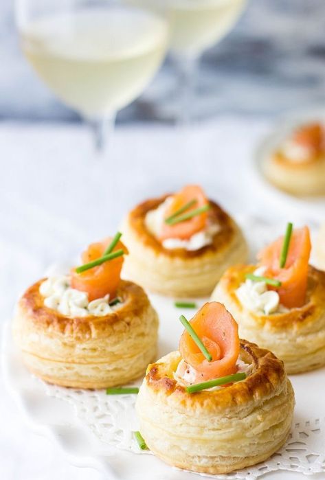 This Smoked Salmon Puff Pastry appetizer (Vol Au Vents) are fancy and so so good! They make a delicious puff pastry Christmas appetizer or cute Thanksgiving appetizer. #lavenderandmacarons #christmasappetizers #thanksgivingrecipes #thanksgivingappetizers Tea Pastry Recipes, Salmon Puffs, Horderves Appetizers, Smoked Salmon Appetizer, Salmon Appetizer, Puff Pastry Appetizers, Pastry Appetizer, Vol Au Vent, Seafood Appetizers