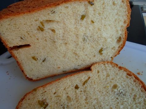 Happier Than A Pig In Mud: Jalapeno & Cheese Bread -Bread Machine Recipe Jalapeno Cheddar Bread Machine Recipe, Cheddar Bread Machine Recipe, Bun Dough Recipe, Jalapeno Cheddar Bread, Jalapeño Bread, Bread Machine Recipes Sweet, Jalapeno Cheese Bread, Cheddar Bread, Best Bread Machine