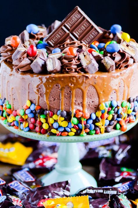 Candy Bar Cheesecake Cake - Something Swanky Hershey Bar Cakes, The Best Chocolate Frosting, Chocolate Cheesecake Cake, Best Chocolate Frosting, Candy Bar Cake, Cheesecake Cake Recipes, Chocolate Candy Cake, Candy Birthday Cakes, Caramel Drizzle