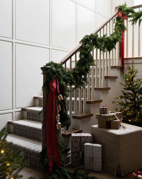 Holiday Wreaths & Garland – McGee & Co. Christmas Garland Staircase, Staircase Decor Ideas, Christmas Staircase Decor, Christmas Stairs, Indoor Holiday Decor, Christmas Staircase, Holiday Greenery, Staircase Decor, Country Christmas Decorations