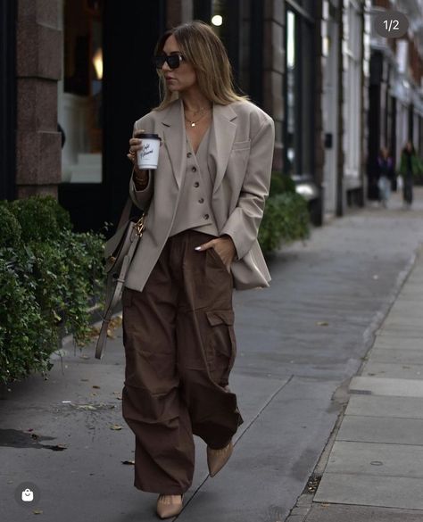 Daily Street Style, Outfits 2014, Winter Pants Outfit, 2025 Fashion, Effortlessly Chic Outfits, Moda Paris, Looks Street Style, Casual Chic Outfit, Fashion Mistakes