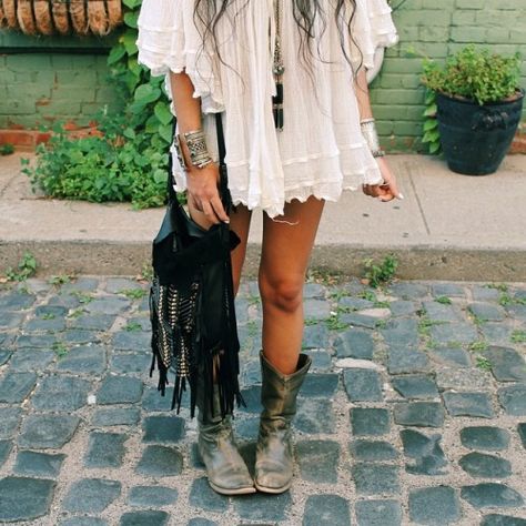 Bohemianfashionstyle Look Hippie Chic, Look Boho Chic, Ethno Style, Estilo Hippy, Mode Hippie, Looks Country, Estilo Hippie, Bohol, Moda Boho