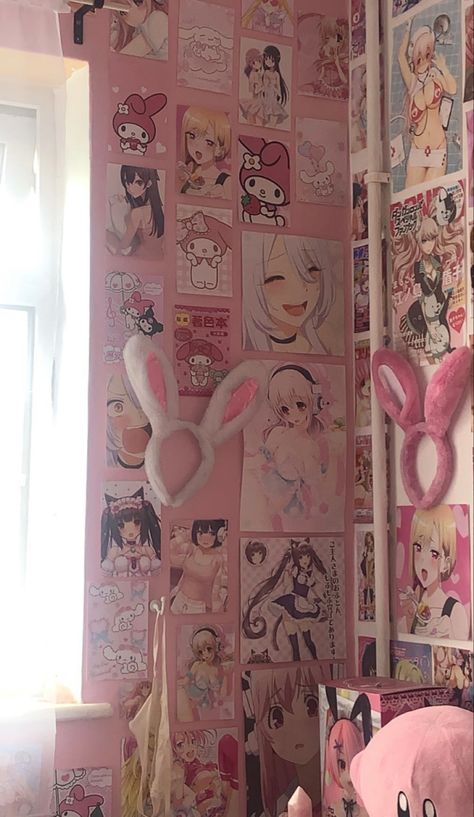 cute pink anime kawaui bedroom hello kitty sanrio super sonico nekopara bratz gloomybear Pink Room Aesthetic Hello Kitty, Maximalist Pink Room, Shojo Bedroom, Super Sonico Aesthetic, Diy Hello Kitty Room Decor, Pink Anime Room, Hello Kitty Room Decor Bedroom Ideas, Sanrio Room Aesthetic, Bedroom Sanrio