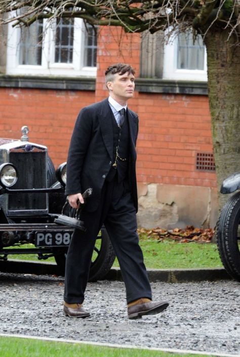 Cillian Murphy Tommy Shelby, Peaky Blinders Suit, Peaky Blinders Tommy Shelby, Messi Videos, Peaky Blinders Quotes, Cillian Murphy Peaky Blinders, Tommy Shelby, Thomas Shelby, Breathtaking Wedding