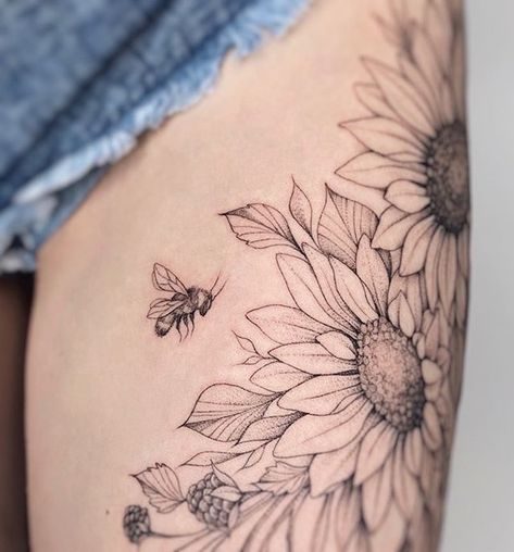 Sunflower Tattoo | Tattoo Ideas and Inspiration | asya.tattoo Sunflower Tattoo Thigh, Sunflower Tattoo Sleeve, Sunflower Tattoo Shoulder, Rose Shoulder Tattoo, Bat Tattoo, Sunflower Tattoos, Sunflower Tattoo Design, Tattoo Cover-up, Sunflower Tattoo