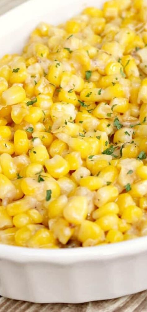 Make the easiest corn side dish ever! 5 ingredients and a simple recipe will have your dinner complete! Make this for a weeknight meal or for a fancier holiday dinner like Easter Dinner.  It is healthy, so tasty and very easy to make. #corn #cornrecipes #sidedish Garlic Parmesan Corn, Thanksgiving Corn Recipes, Parmesan Corn, Thanksgiving Side Dishes Crockpot, Garlic Corn, Easy Thanksgiving Sides, Corn Side, Side Dishes For Ham, Corn Side Dish