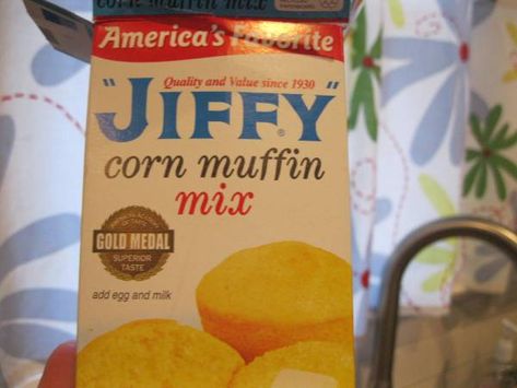 1 package of Jiffy Corn Muffin Mix 1 egg 2 tbsp. milk 1 can green chilies, drained a little 1/4 – 1/3 c. cheese, shredded 1 tsp. paprika 1 tsp. chili powder Cornbread Muffins Jiffy, Green Chili Cornbread, Easy Mexican Cornbread, Green Chile Cornbread, Jiffy Mix Recipes, Mexican Cornbread Recipe, Jiffy Cornbread Recipes, Chili Party, Jiffy Corn Muffins