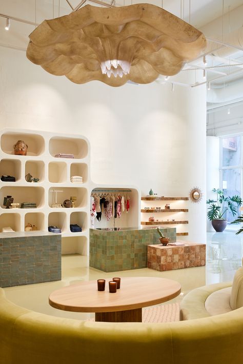 Retail Space Design, Store Design Boutique, Store Interiors, Retail Store Design, Retail Interior, Store Design Interior, Store Interior, Retail Space, Shop Interior