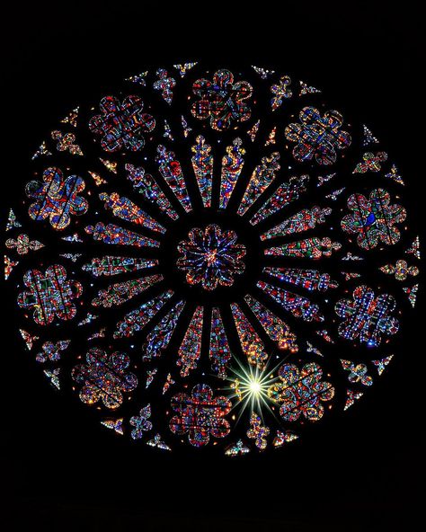 Gothic Stained Glass Windows, Glorious Masquerade, Cathedral Rose Window, Stained Glass Gothic, Stained Glass Aesthetic, Rainbow Aesthetics, Lost Series, Window Tattoo, Painting On Glass Windows