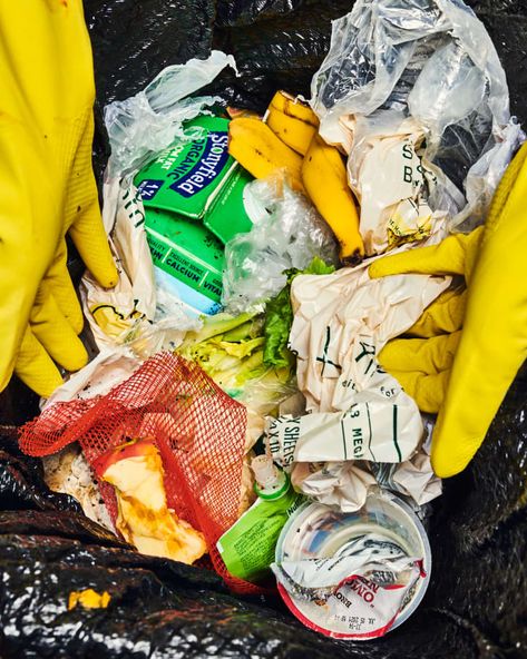 Make Your Own Yogurt, Head Of Lettuce, Household Waste, Food Shopping, Sustainable Food, Yogurt Cups, Make Good Choices, Garbage Bag, Food Shop