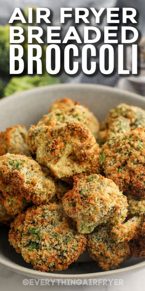 Ways To Make Broccoli, Breaded Broccoli, Veggie Appetizers, Snack To Make, Broccoli Bites, Parmesan Broccoli, Fried Broccoli, Appetizer Tray, Veggie Fries