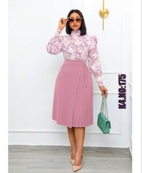 Fitted Skirt Outfits Classy, Modest Fashion Outfits Classy, Church Clothes For Women, Official Dresses, Sunday Outfit, Classy Gowns, Chic Dress Classy, Elegant Outfit Classy, Afrikaanse Mode