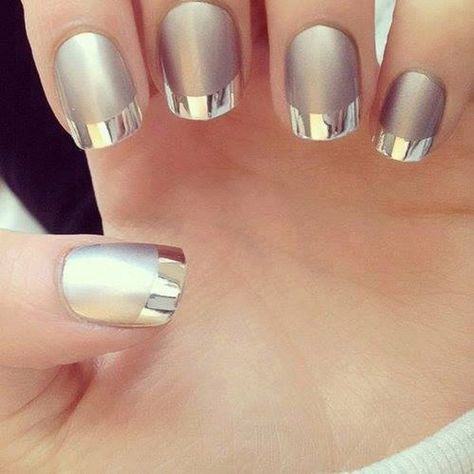 Talk about metallic nails. This futuristic French tipped nails looks awesome is it uses a matte silver coat as based and tipped with shiny and metallic silver polish. A total eye catcher and trendy nail art design. Bridal Manicure, Metallic Nail Art, Unghie Sfumate, Metallic Nail Polish, Silver Nail, Her Nails, Nail Art Wedding, Metallic Nails, Nagel Inspo