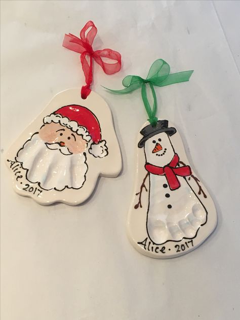 Toddler Christmas Mug Craft, Hand Print Oven Mitt Christmas, Hand Print Dough Recipe, Clay Hand Print Ornaments, Kids Hand Ornaments, Christmas Crafts For Baby First, Christmas Air Dry Clay Ideas For Kids, Clay Footprint Ornament, Salt Dough Ornaments Designs