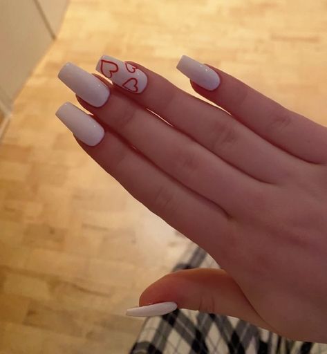 White Nails With Red Heart And Initial, Valentine Day Nails Square, White Square Nails With Heart, White Nails Small Design, Short White Valentines Day Nails, Simple White And Red Nails, White Valentine’s Day Nails, White Nails Red Design, Square Nails With Hearts