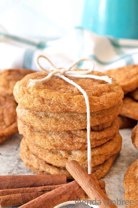 Chai Spiced Pumpkin Snickerdoodles Pumpkin Chai Snickerdoodles, Chai Cookies Recipe, Chai Spice Cookies, Cookie Perfection, Cookies Snickerdoodle, Spice Cookie Recipes, Christmas Cookie Exchange Recipes, Chai Masala, Cookie Board