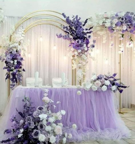 Lilac And Silver Wedding Theme, Purple And Silver Wedding Ideas, Lavender Wedding Backdrop, Indoor Wedding Backdrop Ideas, Purple Fairytale Wedding, Lilac Quinceanera Decorations, Lilac Wedding Ideas, Lavender Reception, Lilac Wedding Theme