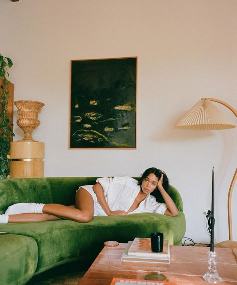 Laura Harrier, Home Photoshoot, Green Couch, Brand Shoot, W Hotel, Fashion Photography Inspiration, Branding Photoshoot, Studio Shoot, Photoshoot Inspo