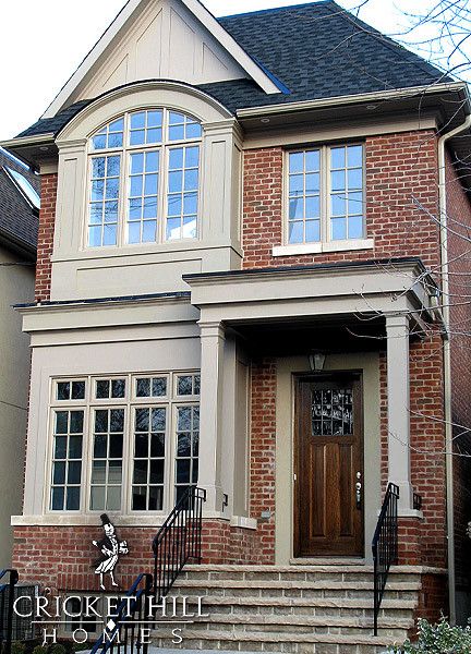 Red Brick House Exterior Trim Colors, Asymmetrical Colonial Exterior, Orange Brick Houses, Brick House Exterior Makeover, Hill Homes, Steel Homes, Red Brick House Exterior, Red Brick Exteriors, Exterior House Siding