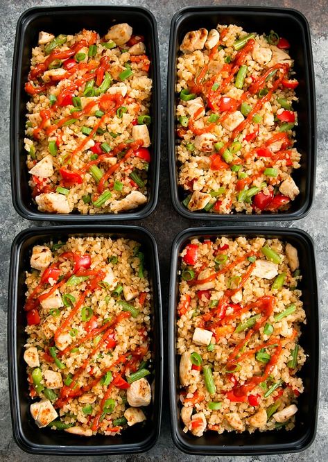 Sriracha Cauliflower Fried Rice Meal Prep Sriracha Cauliflower, Comidas Keto, Cauliflower Fried, Best Meal Prep, Low Carb Meal Prep, Cauliflower Fried Rice, Meal Prep Bowls, Keto Meal Prep, Meal Prep Containers