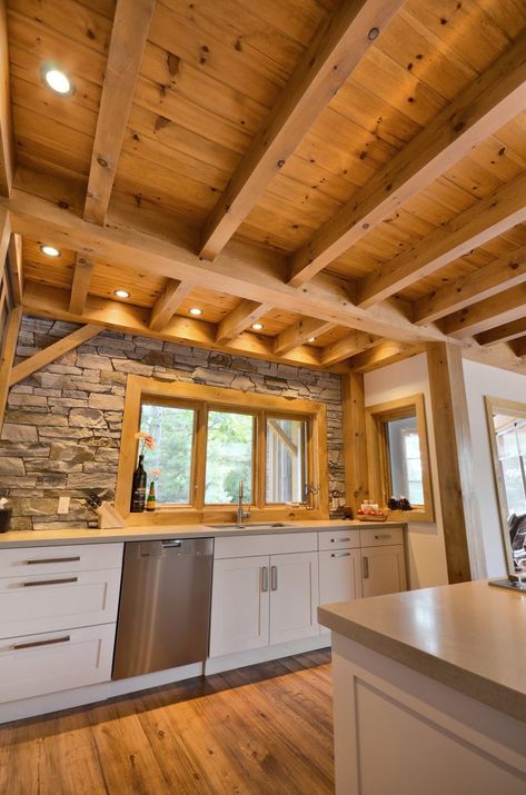 Kitchen Backsplash Behind Stove, Timber Frame Interior Design, Timber Frame Interior, Natural Ceiling, Rock Interior, Rock Backsplash, Backsplash Behind Stove, Dapur Rustic, Sink Window