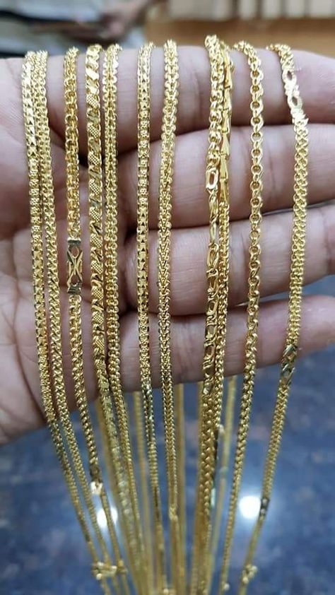 Chinese Mens Gold Chain Necklace, Gold Neck Chain, Necklaces Luxury, Gold Necklace For Men, Online Gold Jewellery, Gold Mangalsutra Designs, Gold Chain Design, Mens Gold Jewelry, Gold Pendant Jewelry