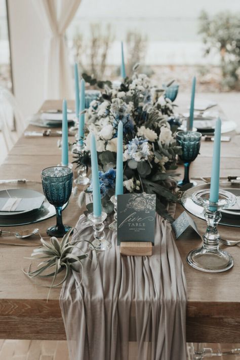 Teal Blue Weddings, Blue Wedding Ideas, Baby Blue Weddings, Dusty Blue Color, Wedding Arch Rustic, Elegant Modern Wedding, Dusty Blue Wedding, Light Blue Wedding, Birthday Party Centerpieces