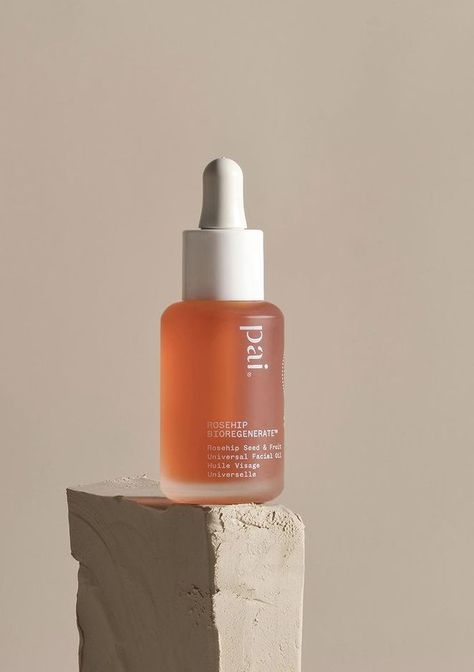 Serum Photography Ideas, Serum Bottle Design, Skin Care Products Photography, Serum Product Photography, Skincare Product Photography Ideas, Serum Photography, Skincare Marketing, Product Aesthetic, Cosmetic Photography